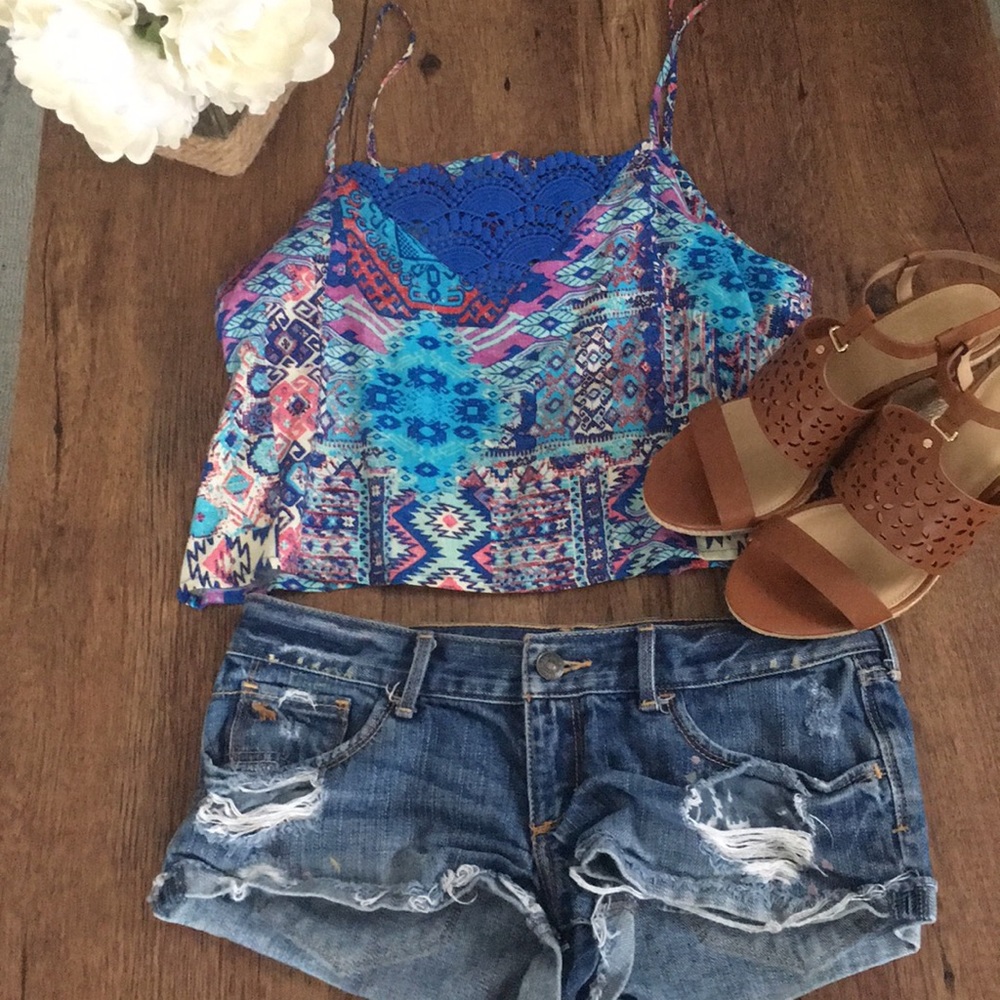 Fun Crop Top - Picture 4 of 12